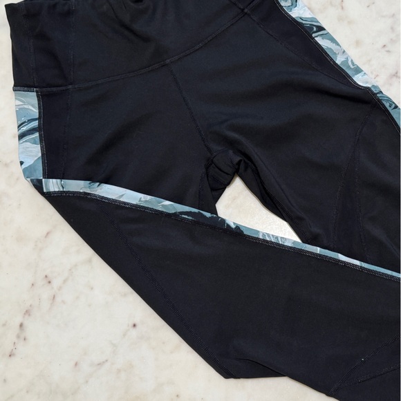 Athleta High Rise 7/8 Black Leggings - Picture 3 of 7